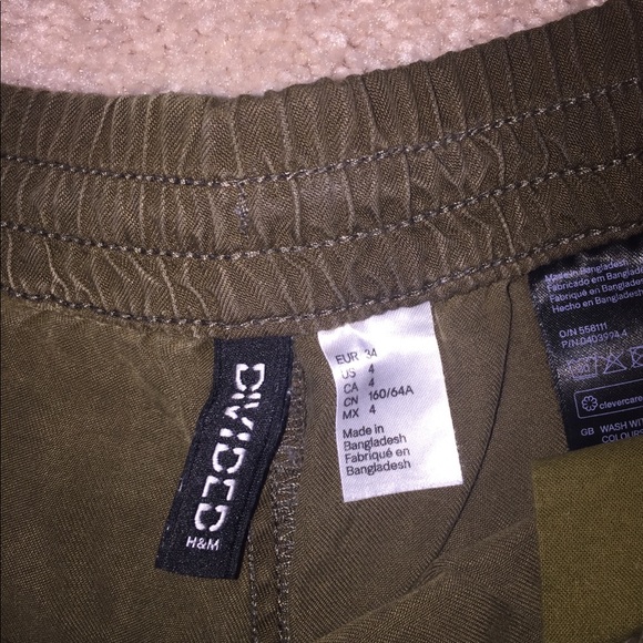 H&M shorts - Picture 2 of 2